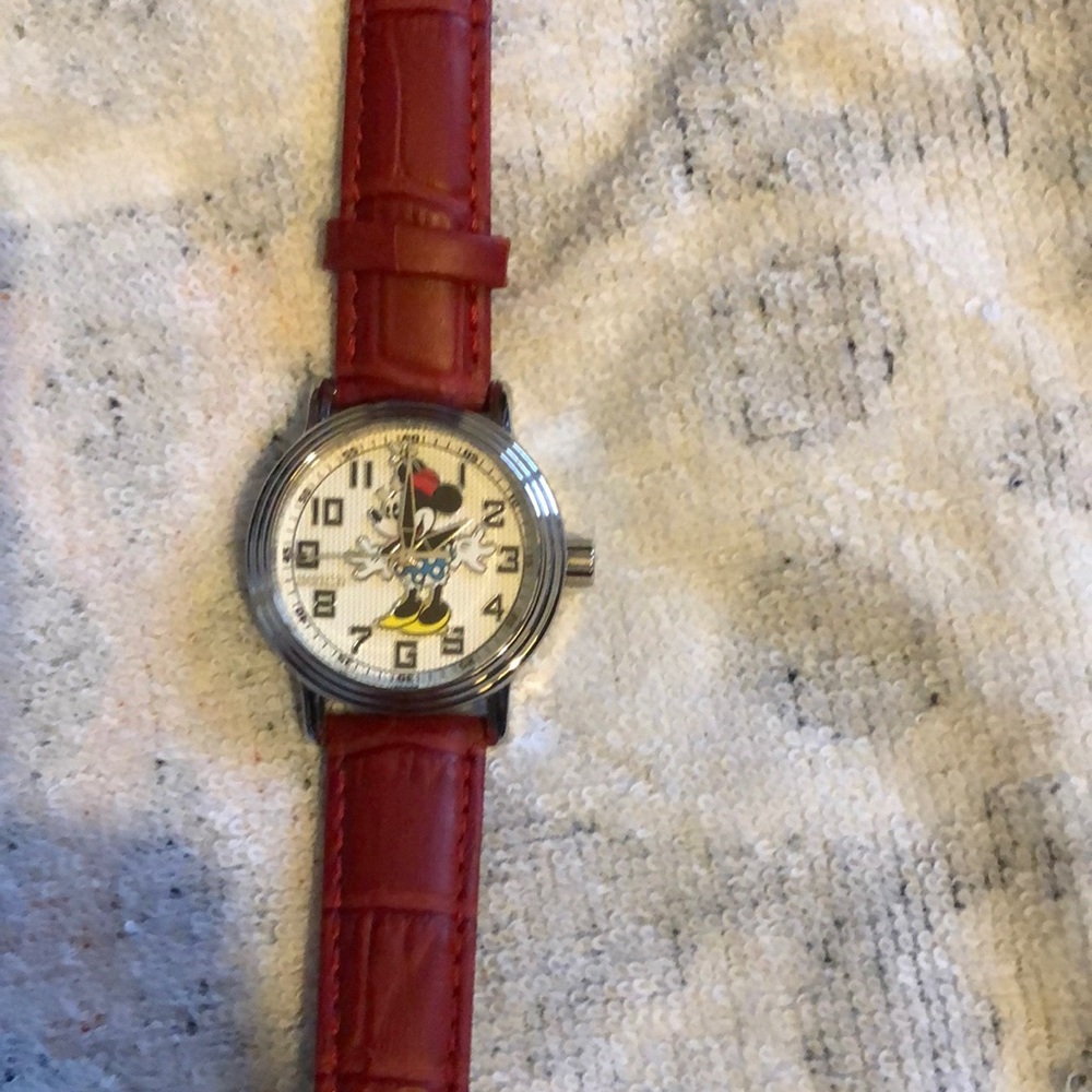 Invicta Disney Minnie Mouse watch